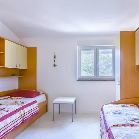 Apartment Ivana-a0.12-